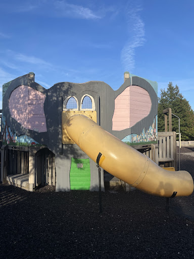 Annie s Playground 20250727 020356 018