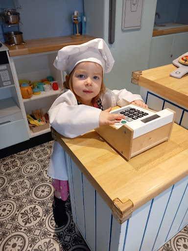 Apple Tree Town 20250808 170446 011