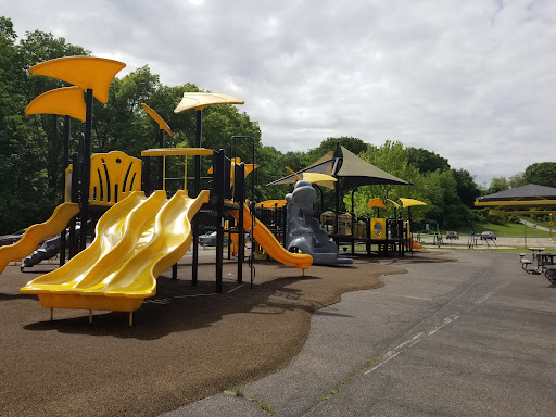 Black Gold Playground 20250727 031327 009