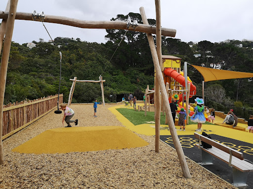 Botanic Garden Playground 20250818 170545 005