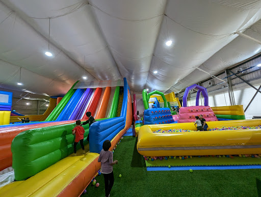 Bouncy Paradise 20250821 224414 001