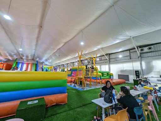 Bouncy Paradise 20250821 224418 005