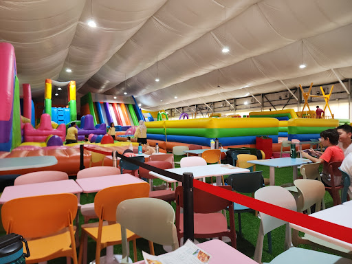 Bouncy Paradise 20250821 224425 013