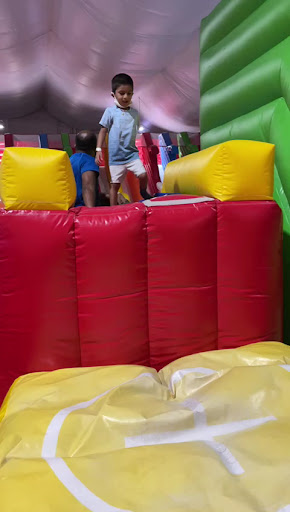 Bouncy Paradise 20250821 224426 014