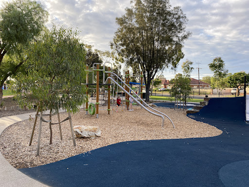 Broadview Playground 20250824 014046 001