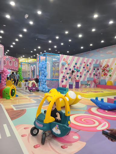 Candy Wonderland Port St Lucie 20250726 170009 009