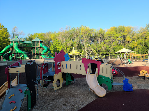 Carson Park Playground 20250727 080504 002
