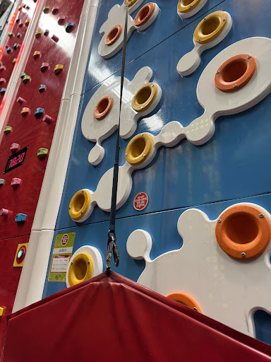 Clip n Climb Williamstown 20250824 035803 001