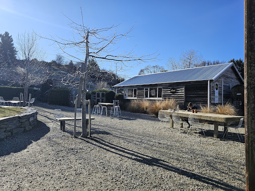 Country Lane Retail Village 20250818 172652 005