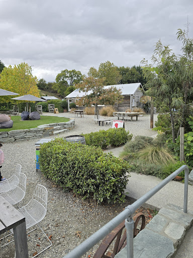 Country Lane Retail Village 20250818 172701 014