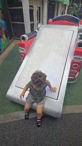 Crayola Experience Mall of America 20250727 080112 001