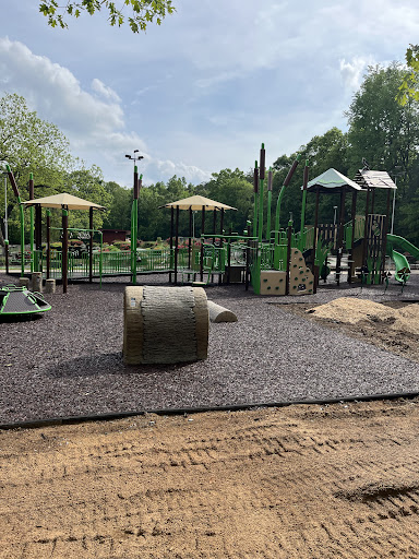 Dan Nicholas Park 20250726 222940 004