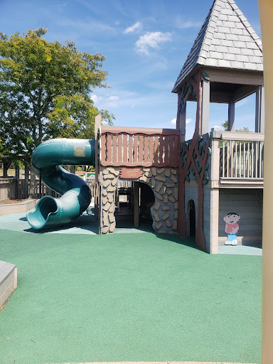 Daniels Den Playground 20250727 032051 015