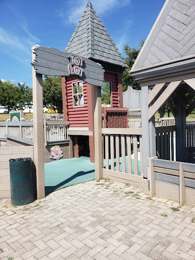 Daniels Den Playground 20250727 032054 020