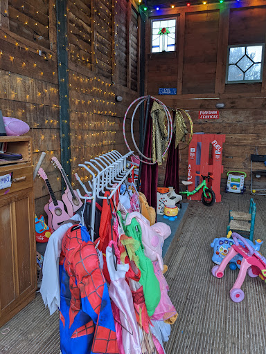 Dumbreck Outdoor Playbarn Yoga Barn 20250808 151953 002