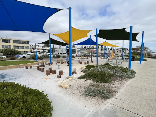 Dutch Inn Playground 20250824 021916 004