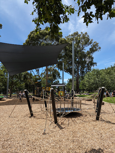 Edinburgh Gardens North Playground 20250824 034152 003