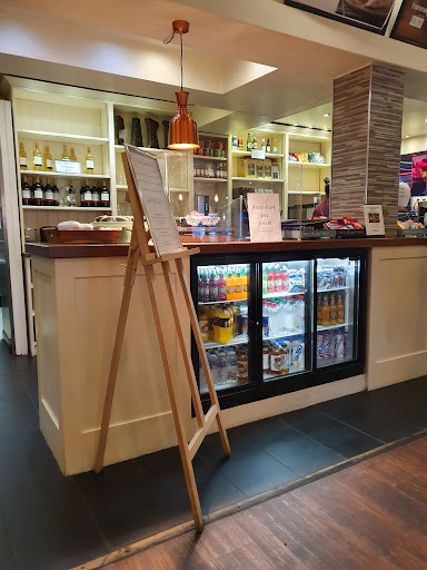 Empire Amusements Cheeky Monkeys cafe lounge 20250808 164716 005