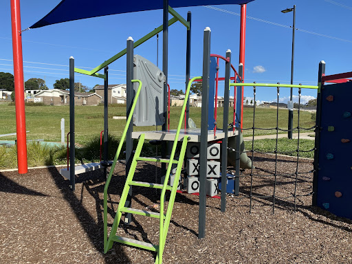 Fullston Way Playground 20250824 010159 013