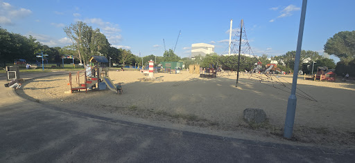 Grays Beach Sand Pit Play Area 20250808 190233 001