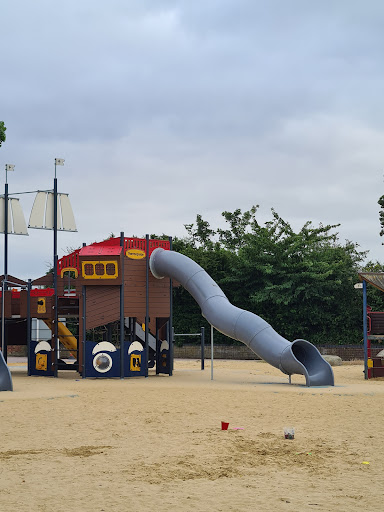 Grays Beach Sand Pit Play Area 20250808 190237 006