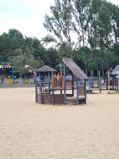 Grays Beach Sand Pit Play Area 20250808 190239 008