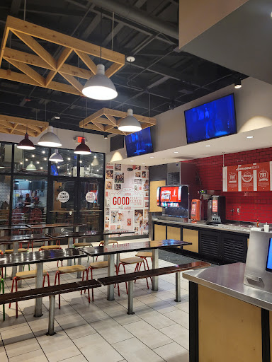 Hat Creek Burger Company 20250726 201205 002