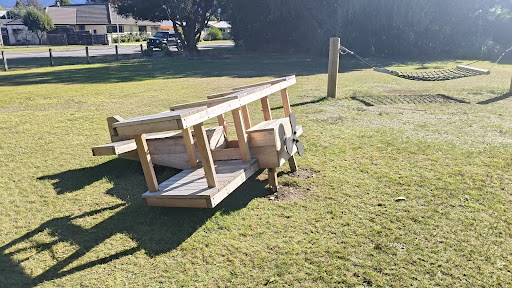 Henry St Playground 20250818 172927 003