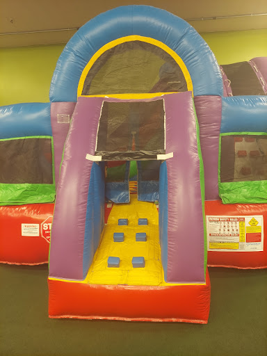 Inflatable World USA 20250726 220643 003