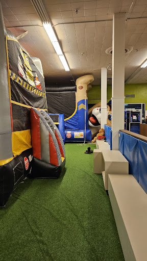 Inflatable World USA 20250726 220651 012