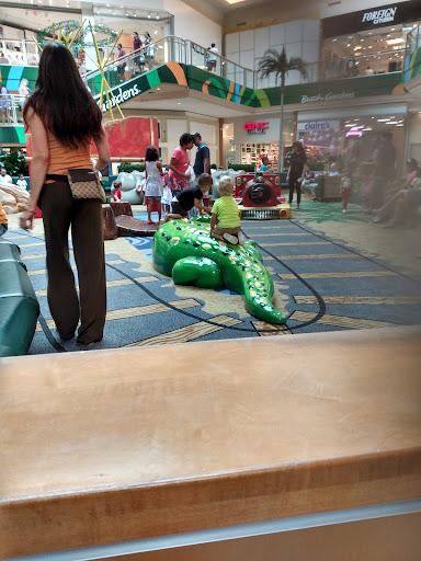 International Plaza Play Area 20250726 171509 004