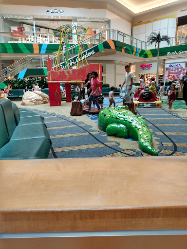 International Plaza Play Area 20250726 171510 005