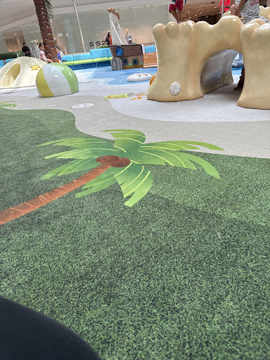 International Plaza Play Area 20250726 171511 006