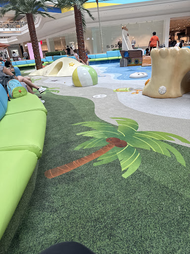 International Plaza Play Area 20250726 171512 007