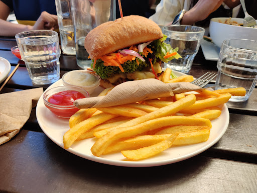 Julians Berry Farm and Caf 20250818 164812 002