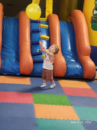 Jump Around Bounce House 20250726 215719 003