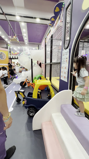 KidsZone Indoor Playground 20250727 103352 012