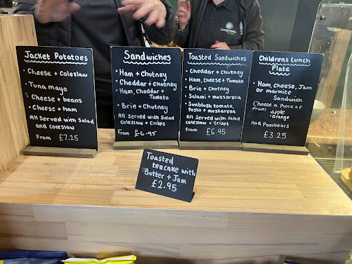 Longcombe Cross Garden Centre 20250808 203235 004