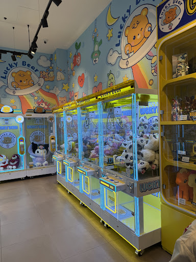 Lucky Bear Westfield Helensvale 20250824 012958 002