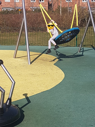 Lyveden Way Play Park 20250808 174355 002