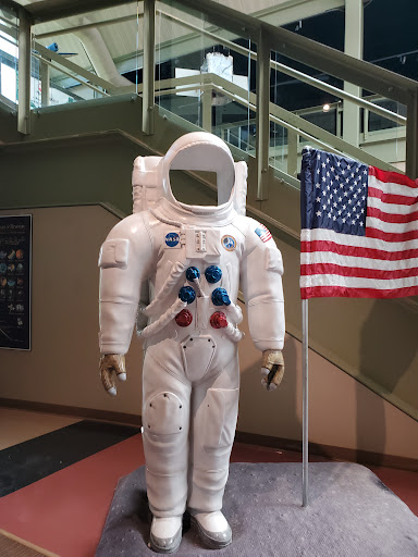 McAuliffe Shepard Discovery Center 20250727 071811 013