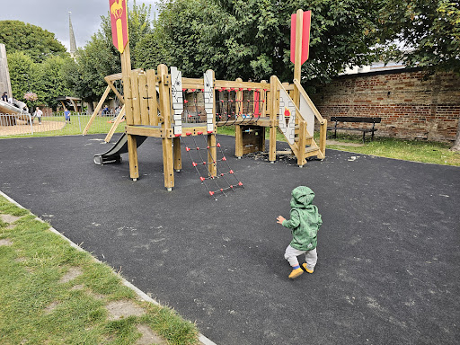 Memorial Gardens Play Area 20250808 180225 005