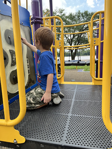 Moon Lake Playground and Picnic Pavilion 20250727 010241 009