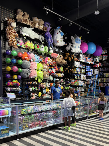 Off The Wall Kendall 20250726 163425 004