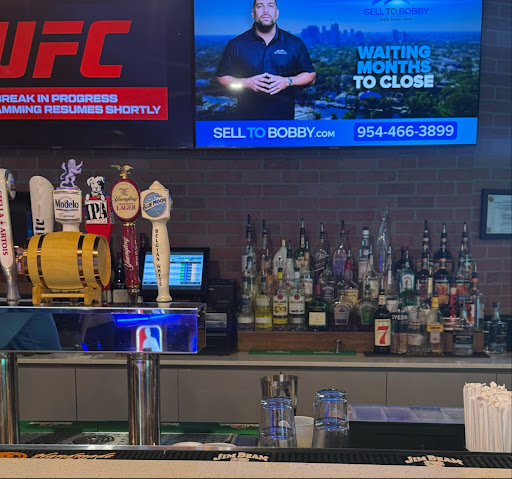 Off The Wall Kendall 20250726 163427 007