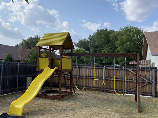 Outdoor Family Structures 20250726 201045 005