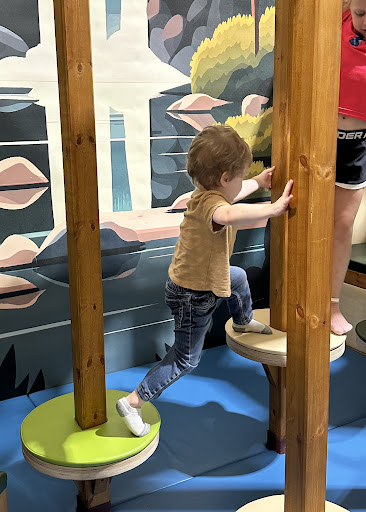 Playful Pines 20250727 040526 011