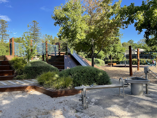 Playground 20250824 015222 007