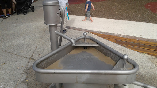 Playground 20250824 015230 017