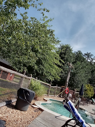 Pool Hot Tub 20250727 002004 003